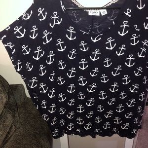 Navy blue Anchor t-shirt